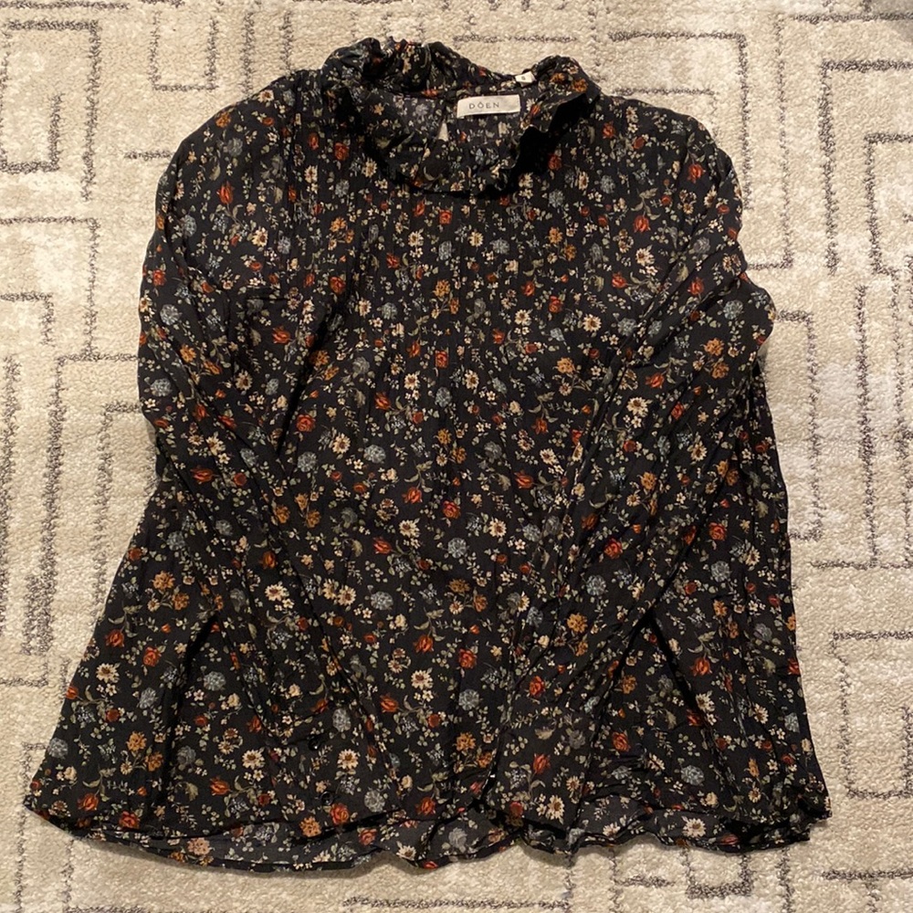 Doen blouse, size small
